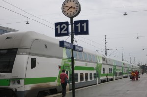 ヘルシンキからトゥルクへ移動する電車　Helsinki to Turku
